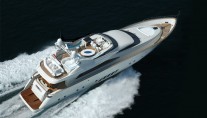 Motor yacht Dominator 860